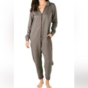 New Without Tags Smash & Tess Tencel Jumpsuit Small